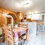 Apartment Chez Les Charles *