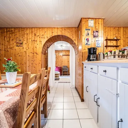 Apartment Chez Les Charles